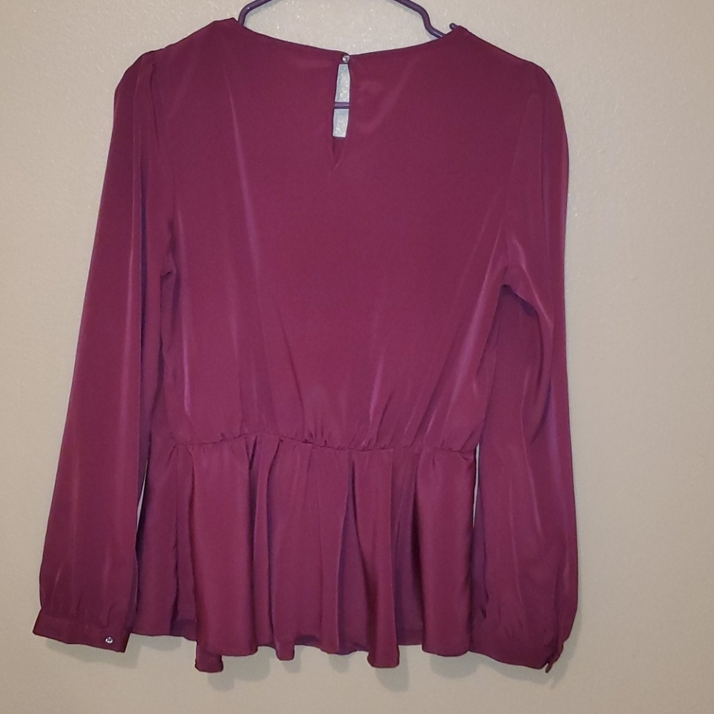 Silk blouse - Picture 2 of 2